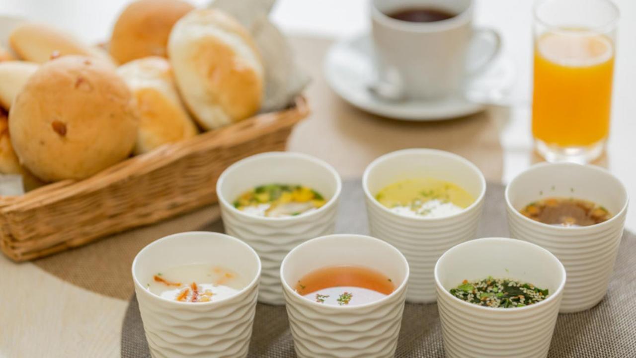 Toyoko Inn Osaka Tsuruhashi Ekimae מראה חיצוני תמונה